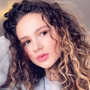 Meet your Posher, Rowan